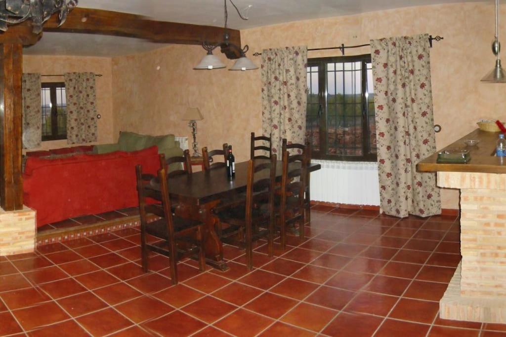 Gran Casa, Lagunas De Ruidera, Bbq, Porche, Chimenea Екстериор снимка