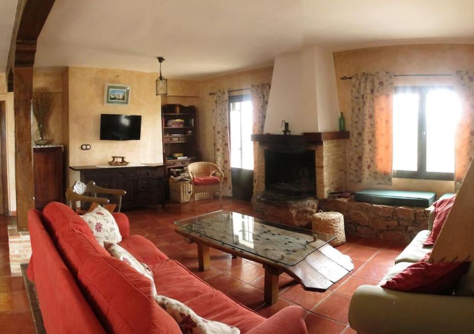 Gran Casa, Lagunas De Ruidera, Bbq, Porche, Chimenea Екстериор снимка